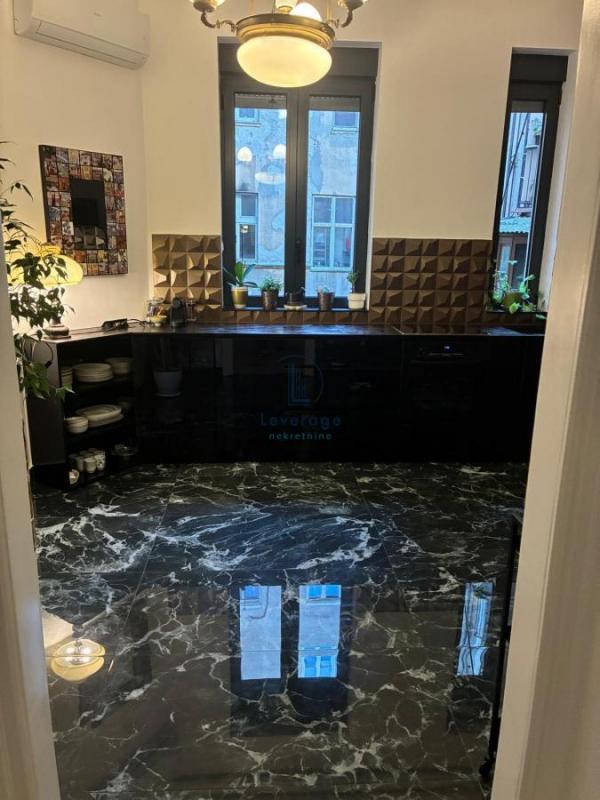 Stan na prodaju u Beogradu, Stari grad, trosoban, 90m2, cena 740000 evra