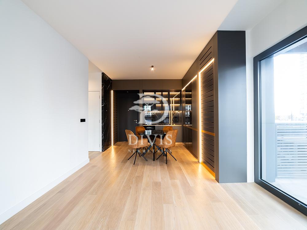 Stan na prodaju u Beogradu, Savski venac,Beograd na vodi, dvosoban, 56m2, cena 309000 evra