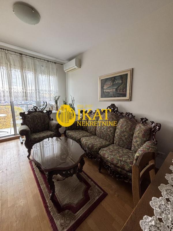 Stan na prodaju u Beogradu, Rakovica, jednoiposoban, 47m2, cena 170000 evra