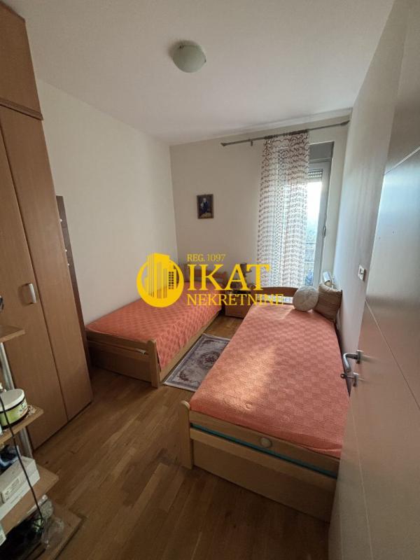 Stan na prodaju u Beogradu, Rakovica, jednoiposoban, 47m2, cena 170000 evra