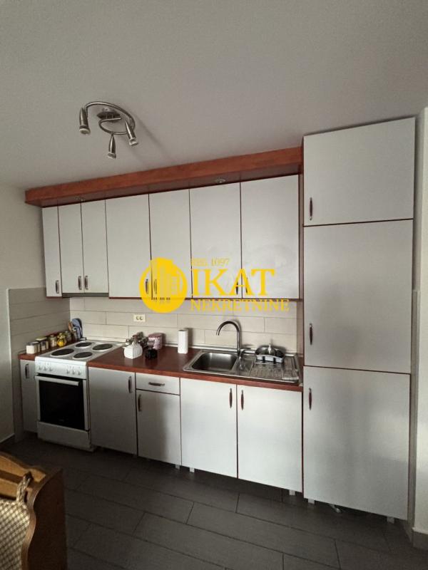 Stan na prodaju u Beogradu, Rakovica, jednoiposoban, 47m2, cena 170000 evra