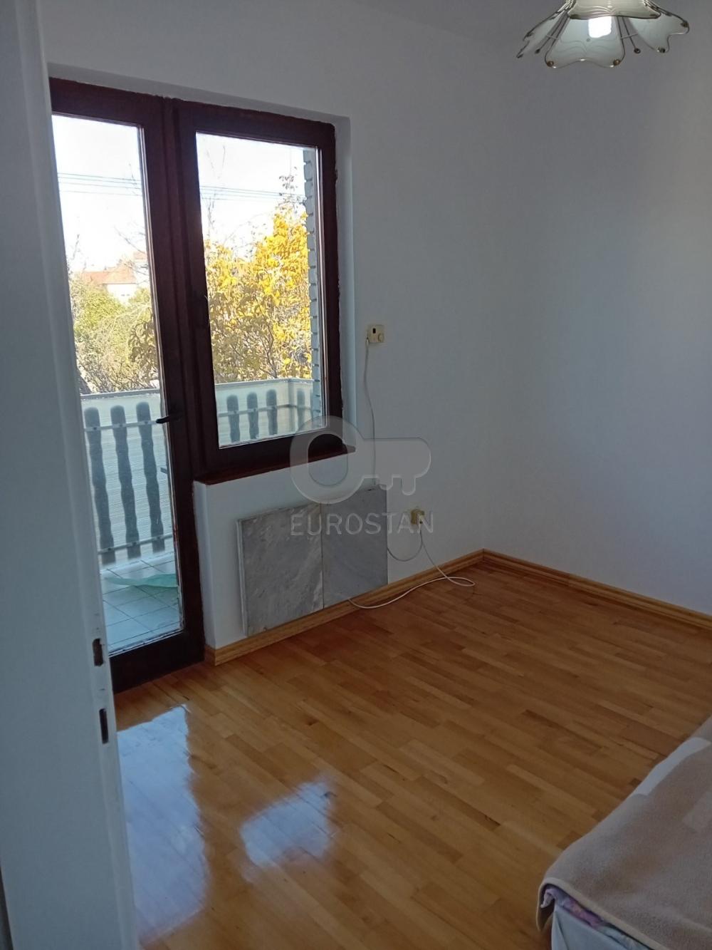 Stan na prodaju u Beogradu, Žarkovo, dvoiposoban, 47m2, cena 140000 evra