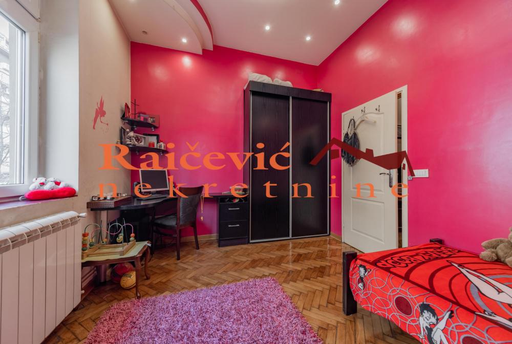 Stan na prodaju u Beogradu, Tašmajdan, trosoban, 86m2, cena 320000 evra