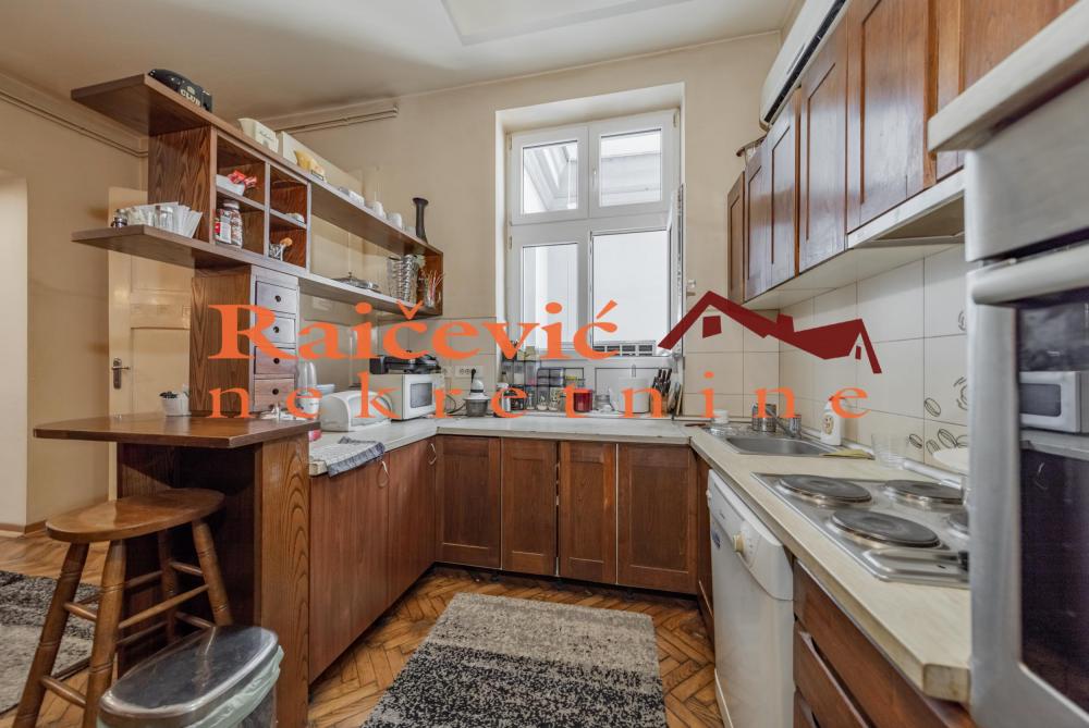 Stan na prodaju u Beogradu, Tašmajdan, trosoban, 86m2, cena 320000 evra