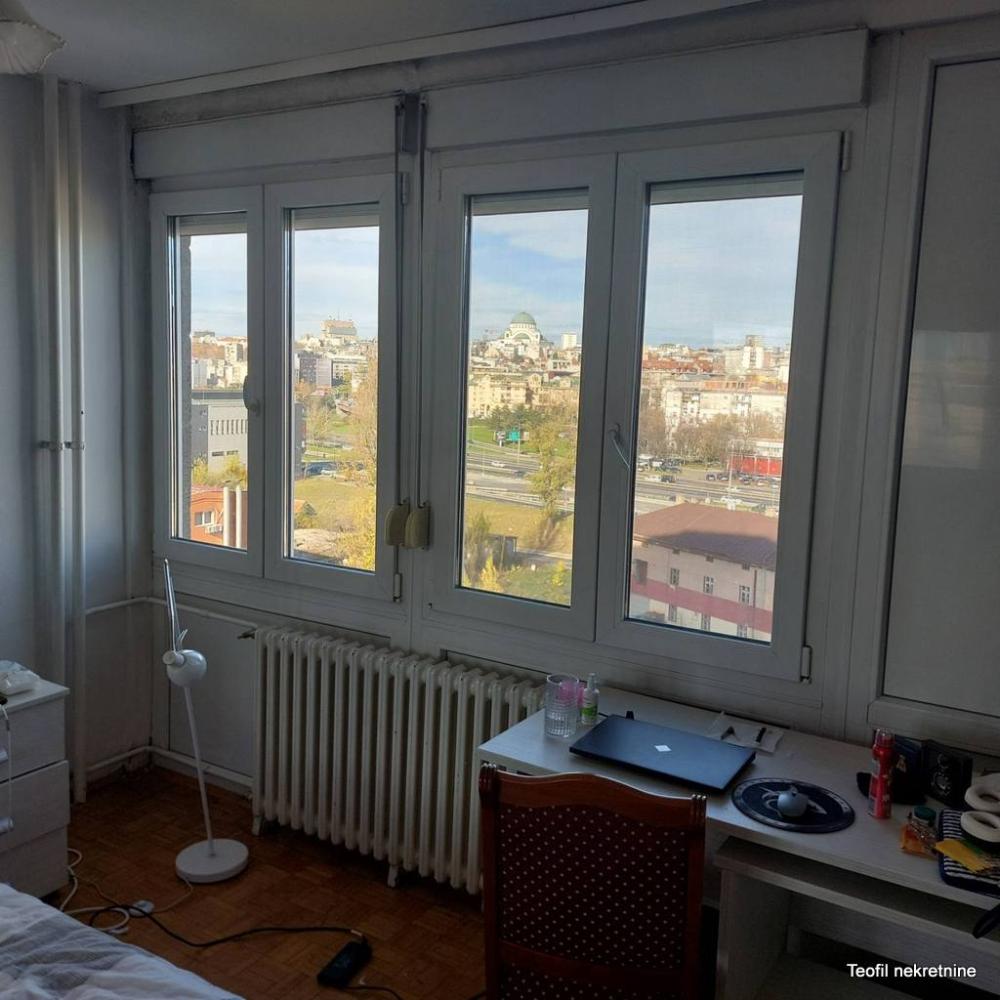 Stan na prodaju u Beogradu, Autokomanda, trosoban, 80m2, cena 219000 evra