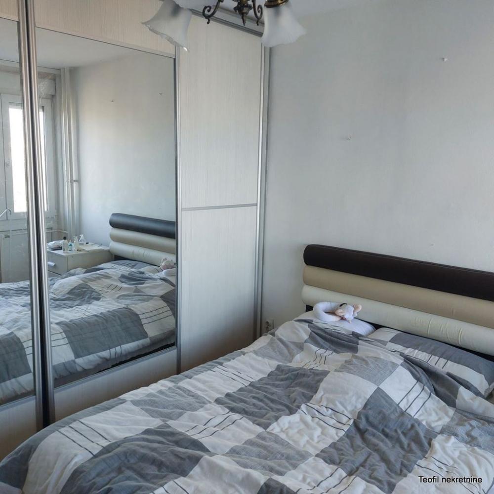 Stan na prodaju u Beogradu, Autokomanda, trosoban, 80m2, cena 219000 evra