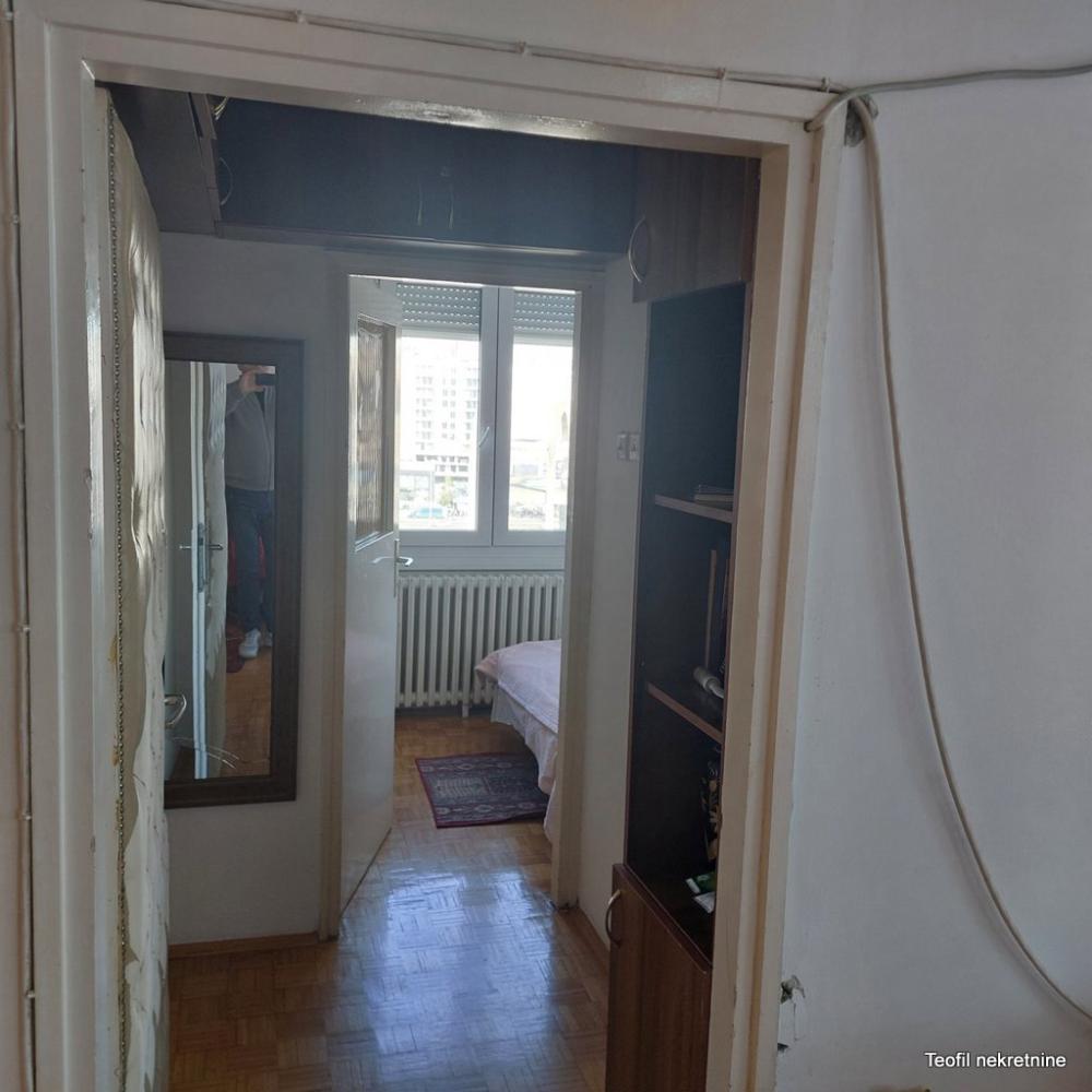 Stan na prodaju u Beogradu, Autokomanda, trosoban, 80m2, cena 219000 evra