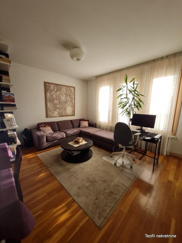 Stan na prodaju u Beogradu, Pašino brdo, trosoban, 69m2, cena 245000 evra