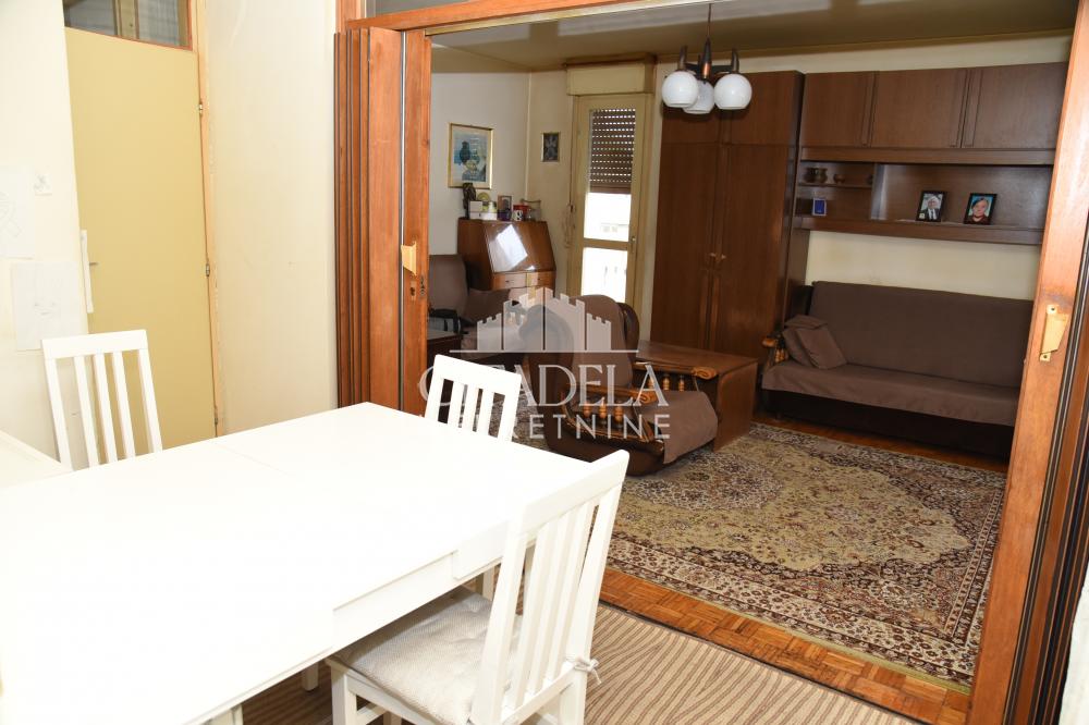 Stan na prodaju u Beogradu, Stari grad, trosoban, 70m2, cena 296000 evra