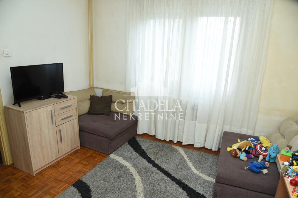 Stan na prodaju u Beogradu, Stari grad, trosoban, 70m2, cena 296000 evra