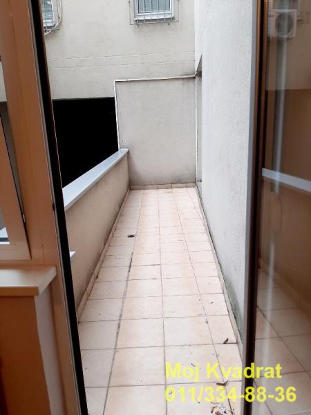 Stan na prodaju u Beogradu, Vračar (Hram), dvoiposoban, 81m2, cena 223000 evra