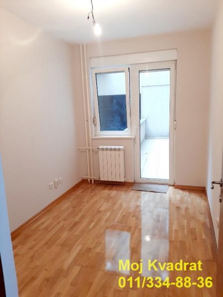 Stan na prodaju u Beogradu, Vračar (Hram), dvoiposoban, 81m2, cena 223000 evra