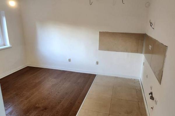 Stan na prodaju u Beogradu, Voždovac, jednoiposoban, 32m2, cena 118900 evra