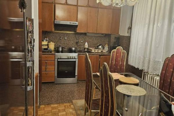 Stan na prodaju u Beogradu, Vračar,Cvetni trg, dvosoban, 58m2, cena 275000 evra