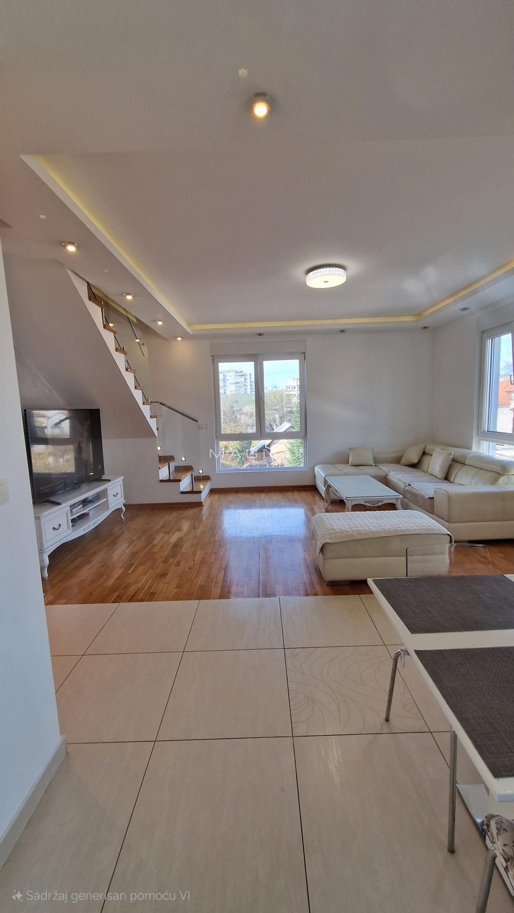 Stan na prodaju u Beogradu, Gornji grad, troiposoban, 85m2, cena 284000 evra