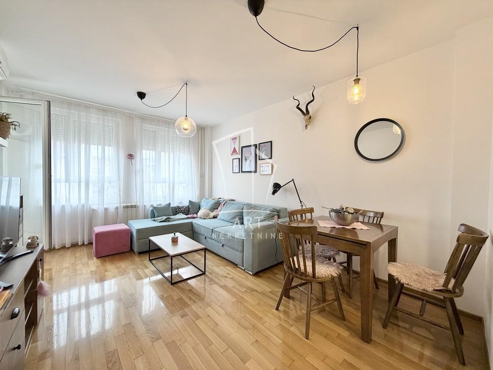 Glavna slika oglasa 269888