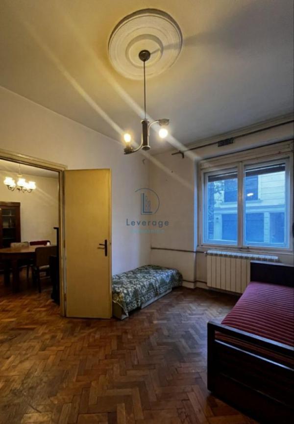 Stan na prodaju u Beogradu, Skadarlija, trosoban, 77m2, cena 301000 evra