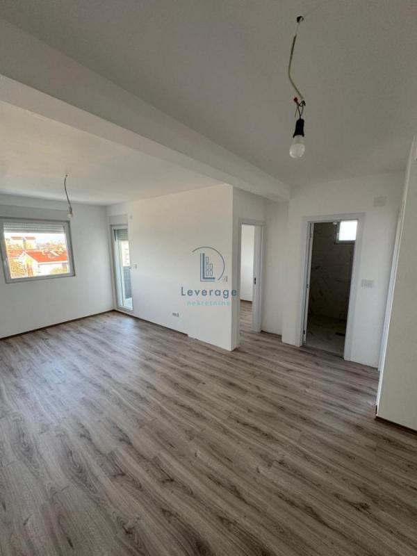 Stan na prodaju u Beogradu, Borča, dvoiposoban, 45m2, cena 80000 evra