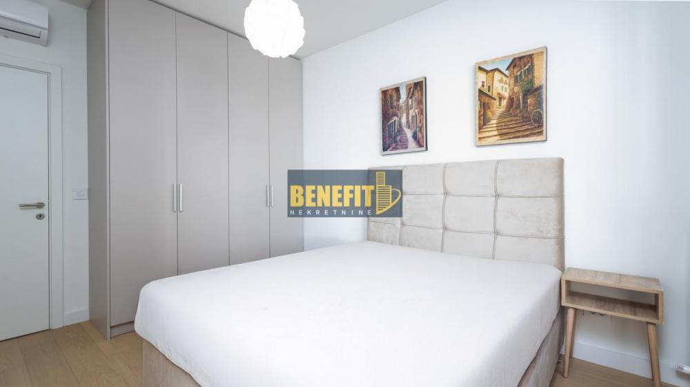 Stan na prodaju u Beogradu, Beograd na vodi, dvosoban, 54m2, cena 290000 evra