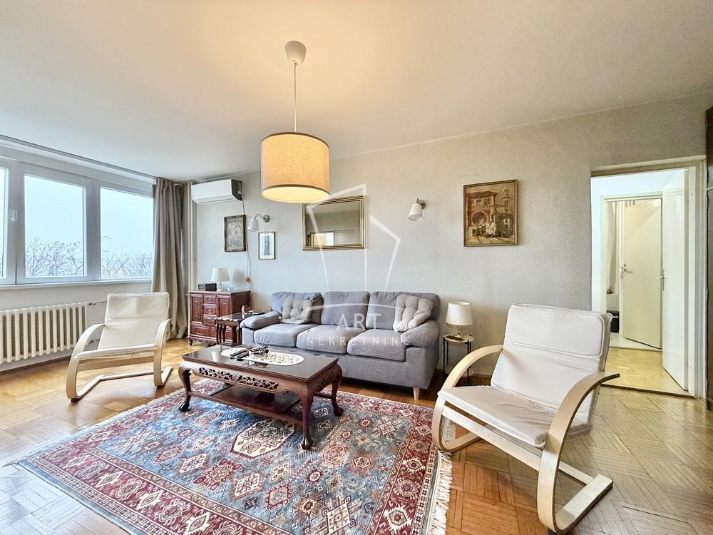 Stan na prodaju u Beogradu, Konjarnik, trosoban, 77m2, cena 265000 evra