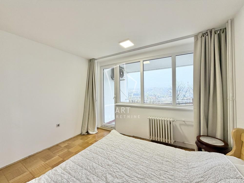 Stan na prodaju u Beogradu, Konjarnik, trosoban, 77m2, cena 265000 evra