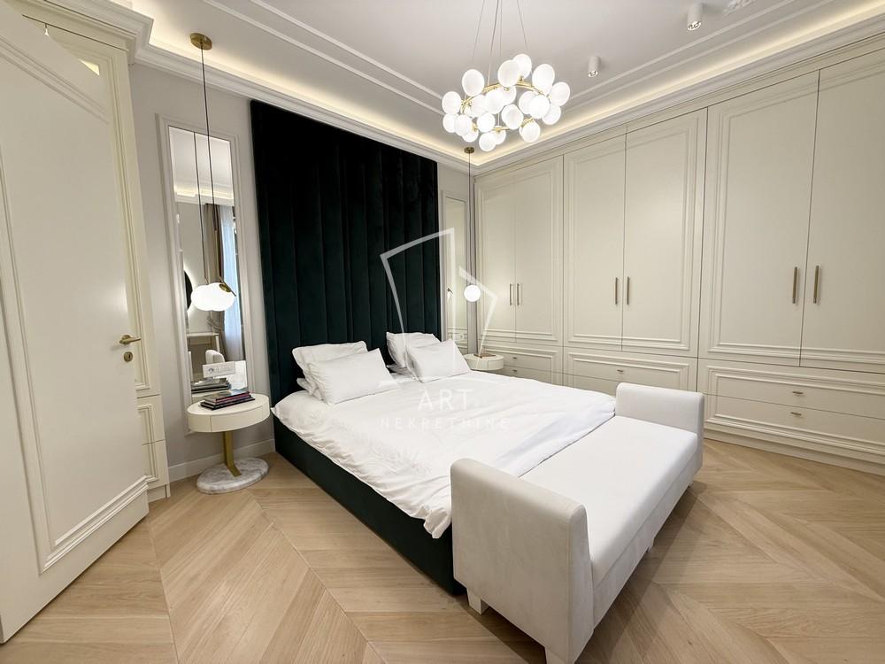 Stan na prodaju u Beogradu, Vračar, troiposoban, 100m2, cena 570000 evra