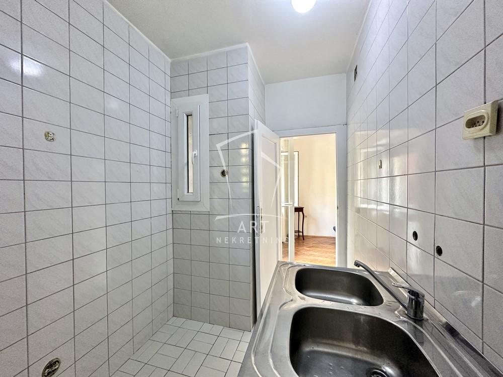 Stan na prodaju u Beogradu, Novi Beograd, dvosoban, 36m2, cena 144900 evra