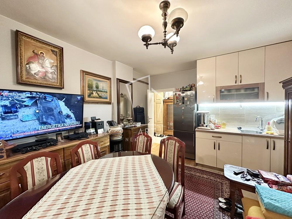 Stan na prodaju u Beogradu, Nova Galenika, dvosoban, 42m2, cena 159000 evra