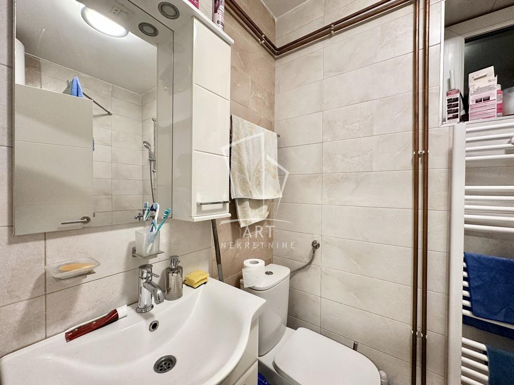 Stan na prodaju u Beogradu, Nova Galenika, dvosoban, 42m2, cena 159000 evra