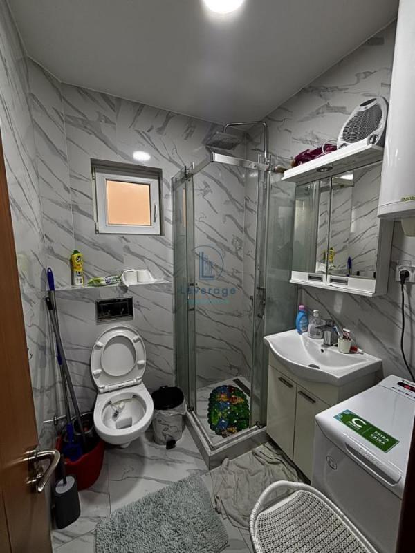 Stan na prodaju u Beogradu, Rakovica, dvoiposoban, 56m2, cena 127600 evra