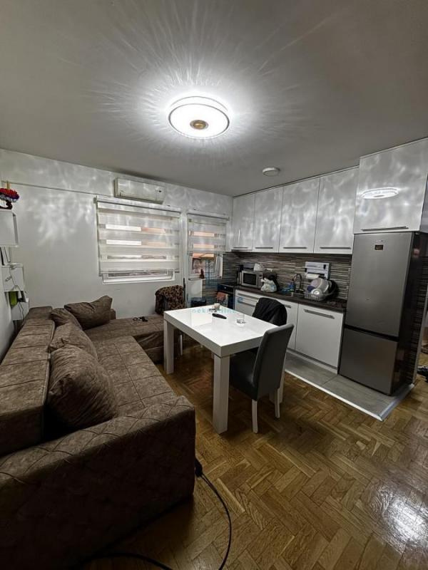 Stan na prodaju u Beogradu, Rakovica, dvoiposoban, 56m2, cena 127600 evra