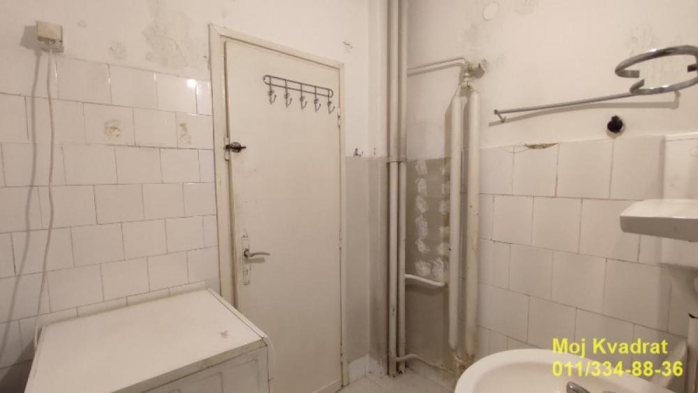 Stan na prodaju u Beogradu, Bogoslovija, trosoban, 72m2, cena 220000 evra