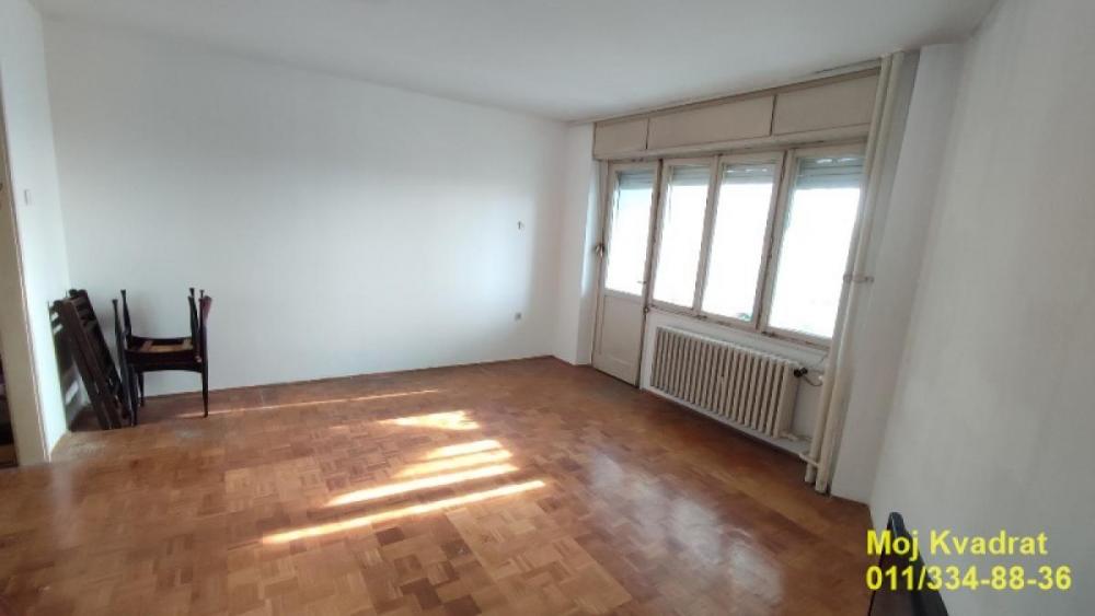 Stan na prodaju u Beogradu, Bogoslovija, trosoban, 72m2, cena 220000 evra