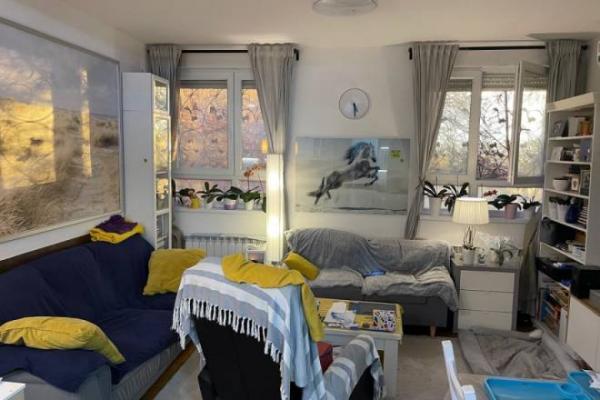 Stan na prodaju u Beogradu, Zvezdara, dvoiposoban, cena 170000 evra