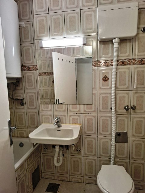 Stan na prodaju u Beogradu, Novi Beograd blok 63, dvoiposoban, 59m2, cena 187500 evra