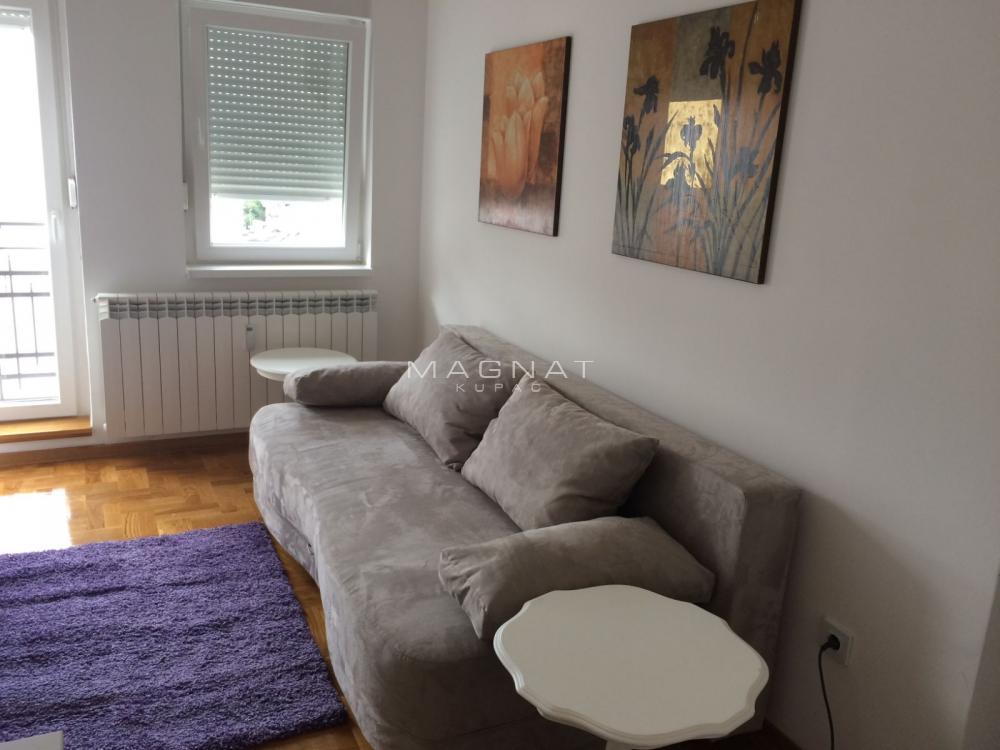 Stan na prodaju u Beogradu, Vukov spomenik, dvosoban, 33m2, cena 150000 evra