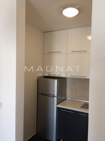 Stan na prodaju u Beogradu, Vukov spomenik, dvosoban, 33m2, cena 150000 evra