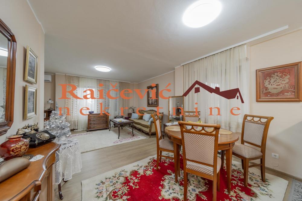 Stan na prodaju u Beogradu, Cerak vinogradi, dvosoban, 59m2, cena 193000 evra