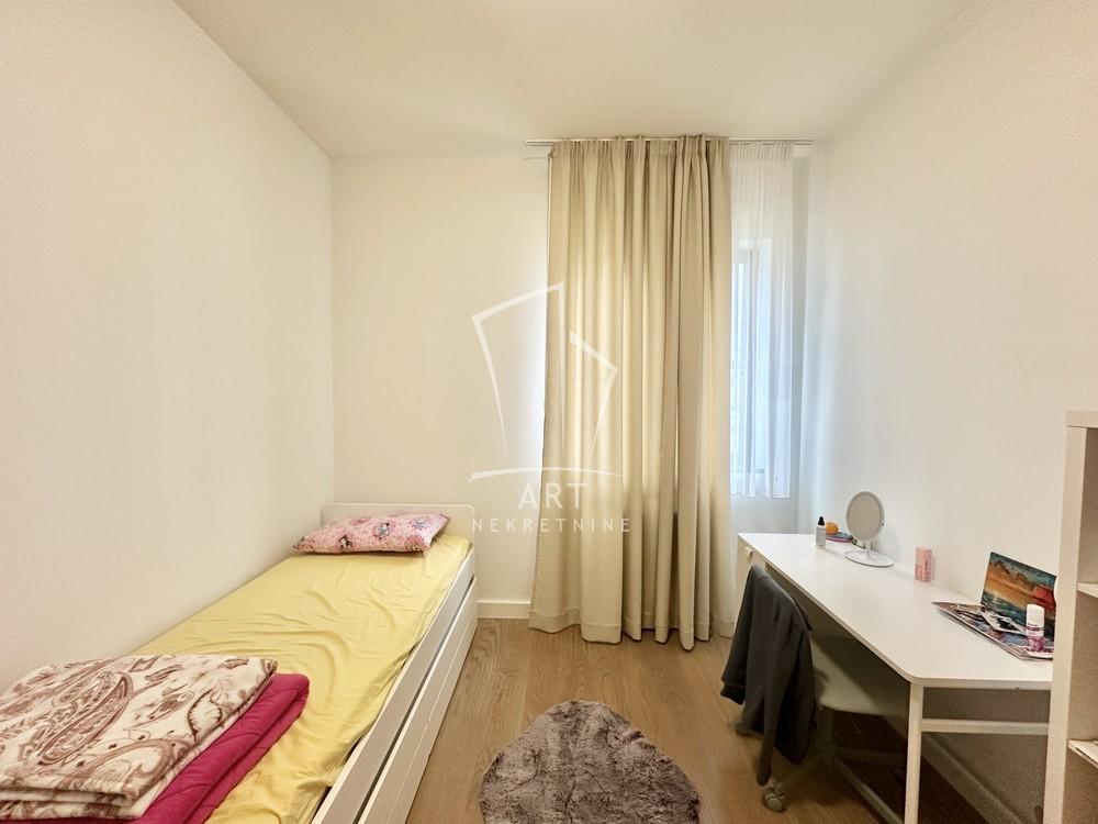 Stan na prodaju u Beogradu, Beograd na vodi, cetvorosoban, 110m2, cena 498000 evra