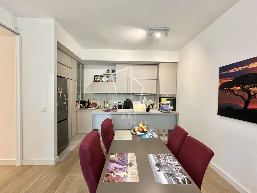 Stan na prodaju u Beogradu, Beograd na vodi, cetvorosoban, 110m2, cena 498000 evra