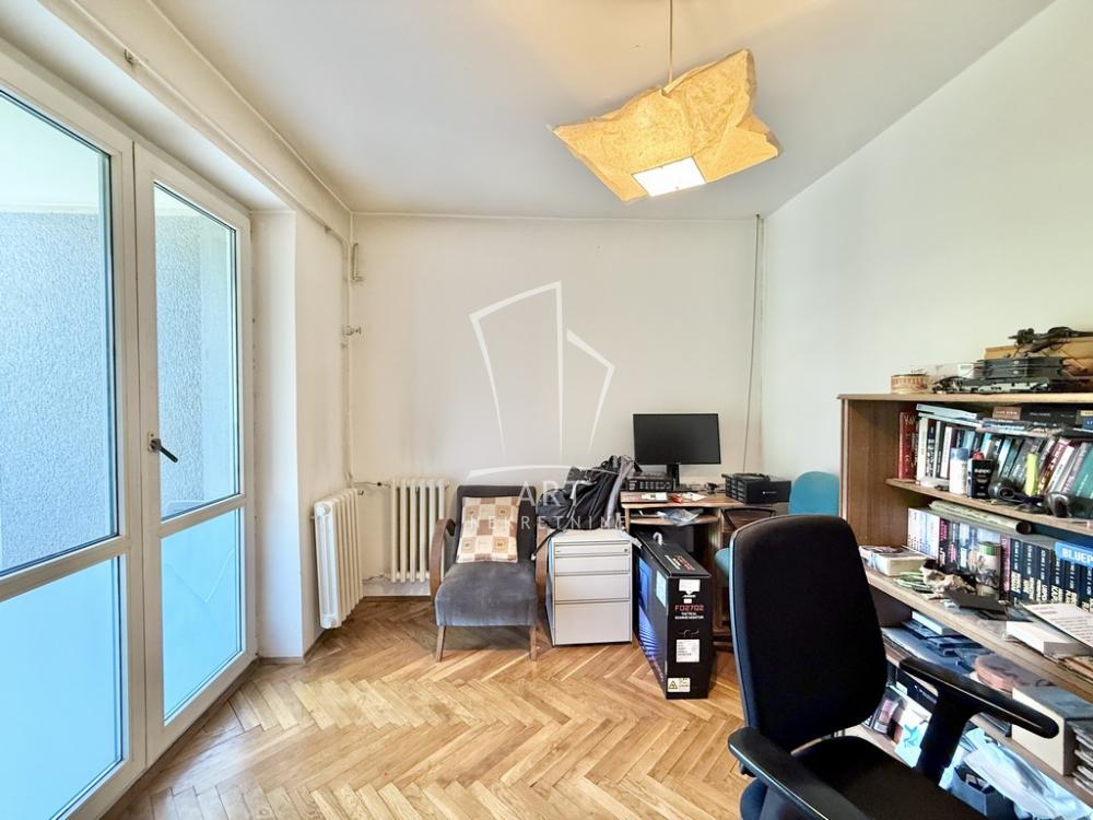 Stan na prodaju u Beogradu, Čukarica, 108m2, cena 385000 evra