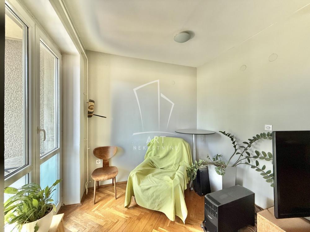 Stan na prodaju u Beogradu, Čukarica, 108m2, cena 385000 evra