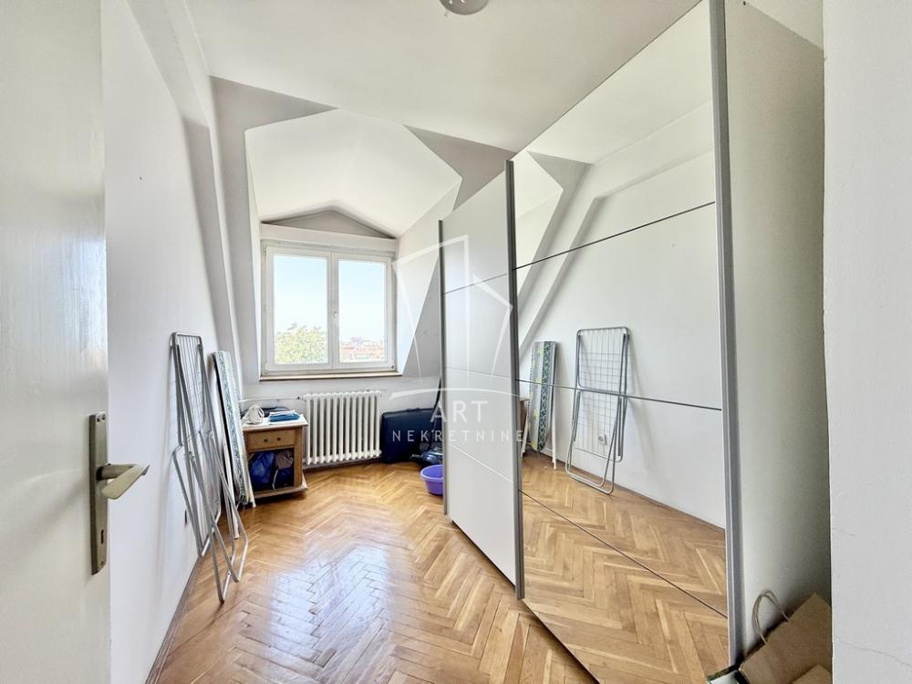 Stan na prodaju u Beogradu, Čukarica, 108m2, cena 385000 evra