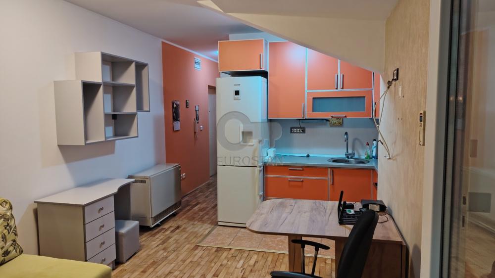 Stan na prodaju u Beogradu, Borča, jednoiposoban, 35m2, cena 79500 evra