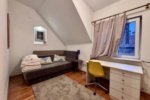 Stan na prodaju u Beogradu, Stari grad, cetvorosoban, 96m2, cena 548900 evra