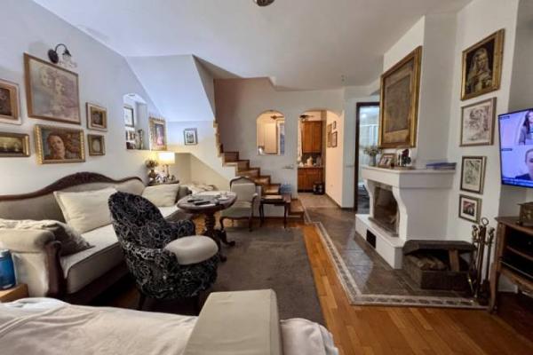 Stan na prodaju u Beogradu, Stari grad, cetvorosoban, 96m2, cena 548900 evra