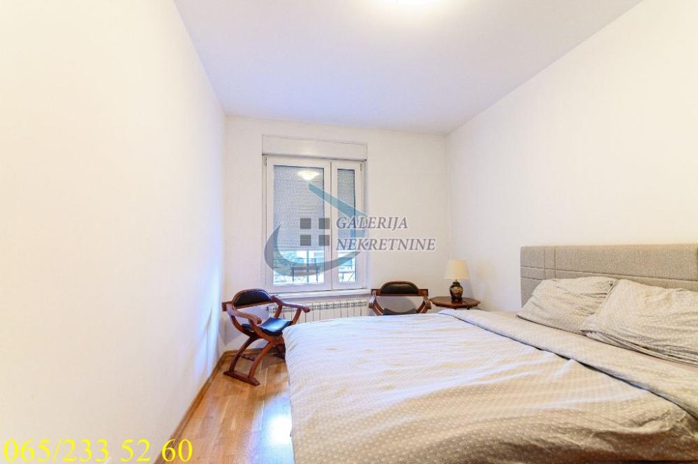 Stan na prodaju u Beogradu, Voždovac, dvosoban, 50m2, cena 189000 evra