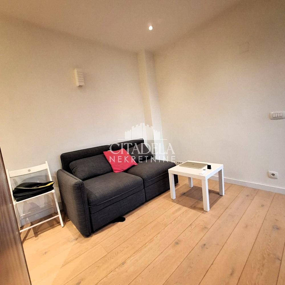 Stan na prodaju u Beogradu, Gornji Dorćol, dvoiposoban, 60m2, cena 359000 evra