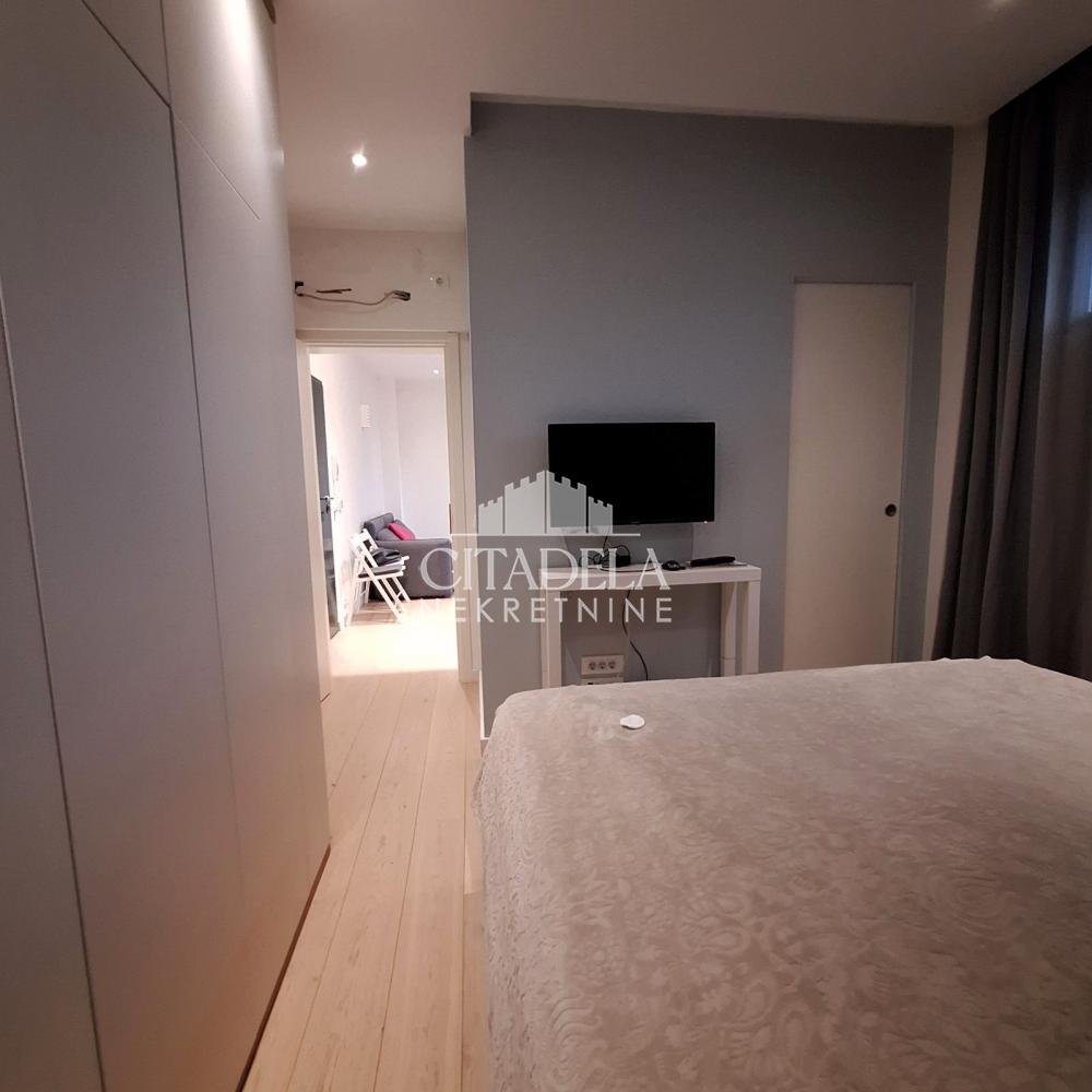 Stan na prodaju u Beogradu, Gornji Dorćol, dvoiposoban, 60m2, cena 359000 evra