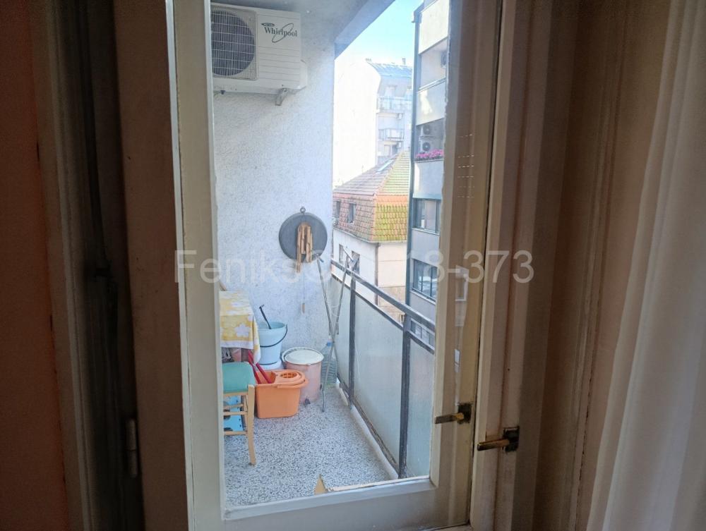 Stan na prodaju u Beogradu, Vukov spomenik, jednosoban, 37m2, cena 140000 evra